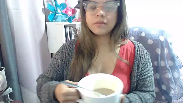 Snapshot of KatteAngelLat chatting on 22, 9, 2025 KatteAngelLat online show from 22, 9, 2025
