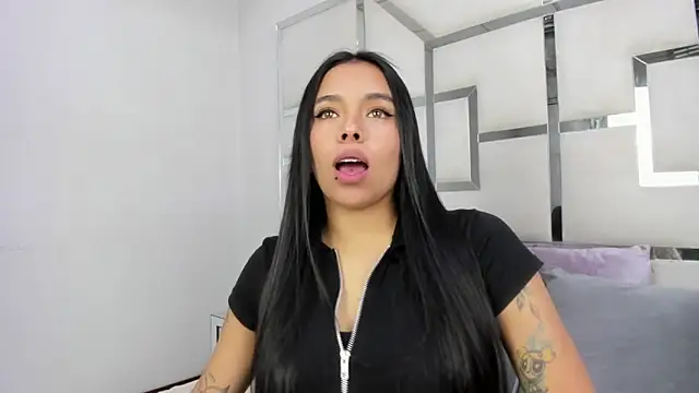 ZoeWan69 online show from 31, 3, 2026