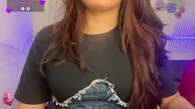 Snapshot of EZ_shuvani chatting on 30, 9, 2025 EZ shuvani online show from 30, 9, 2025