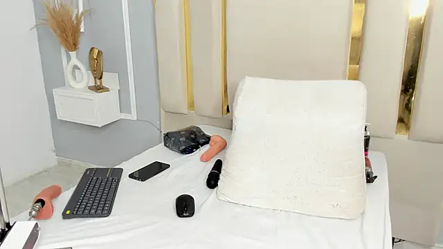 emmysandoval online show from 28, 2, 2026