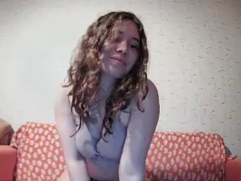 girliemilk online show from 21, 3, 2025