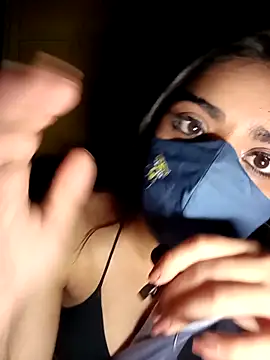 RAYI 01 online show from 22, 3, 2025