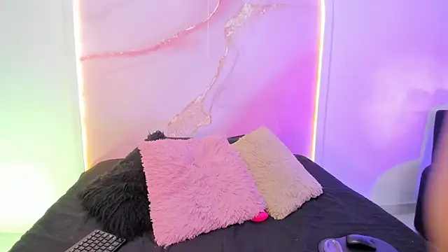 Snapshot of Sofii_Lopezz chatting on 18, 2, 2026 Sofii Lopezz online show from 18, 2, 2026