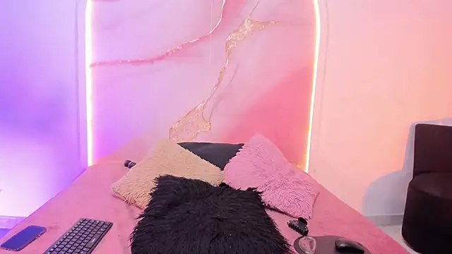 Snapshot of Sofii_Lopezz chatting on 25, 2, 2026 Sofii Lopezz online show from 25, 2, 2026