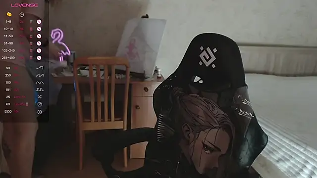 Agatha Mott online show from 13, 9, 2025