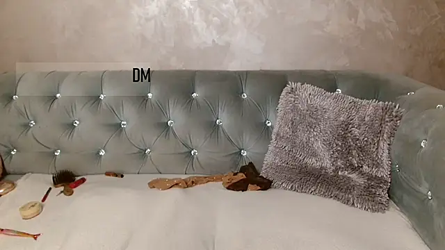 xoCaroxQueenxo online show from 8, 3, 2025