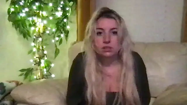 Snapshot of kaliii_jones chatting on 7, 2, 2025 kaliii jones online show from 7, 2, 2025