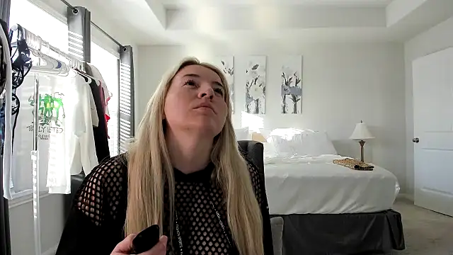 Snapshot of kaliii_jones chatting on 19, 3, 2025 kaliii jones online show from 19, 3, 2025