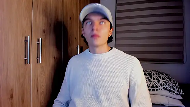 Snapshot of Mastrangelo_xxx chatting on 6, 2, 2026 Mastrangelo xxx online show from 6, 2, 2026