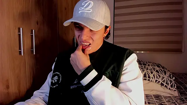 Snapshot of Mastrangelo_xxx chatting on 16, 2, 2026 Mastrangelo xxx online show from 16, 2, 2026