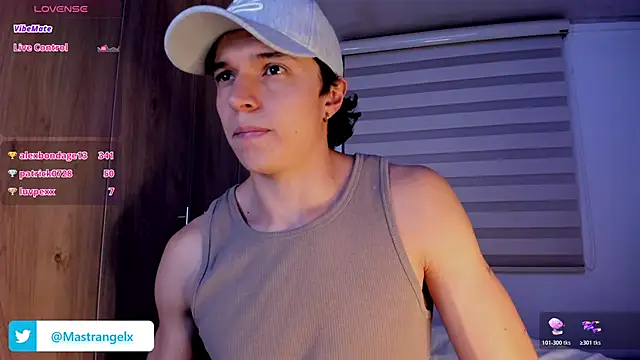 Snapshot of Mastrangelo_xxx chatting on 2, 3, 2026 Mastrangelo xxx online show from 2, 3, 2026