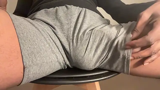 Snapshot of DoctorGirthBBC chatting on 3, 3, 2025 DoctorGirthBBC online show from 3, 3, 2025