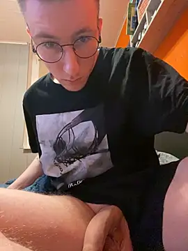 ItsMeLumisch online show from 27, 2, 2025