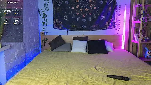 Kira Jin online show from 4, 2, 2026