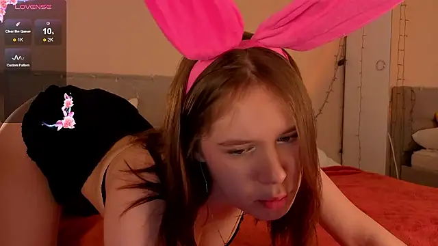 Mia Luw online show from 14, 1, 2026