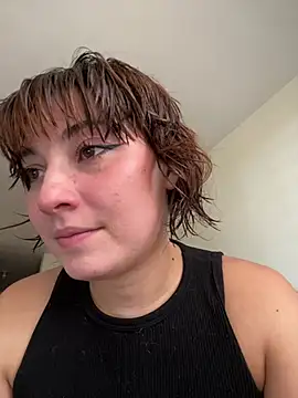 Maggie Geller online show from 12, 6, 2026