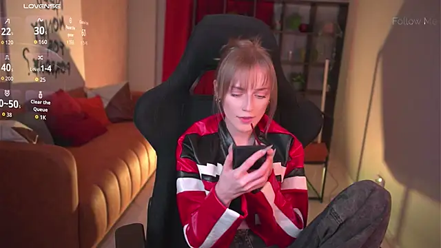 Snapshot of KiraMontoya chatting on 9, 1, 2026 KiraMontoya online show from 9, 1, 2026