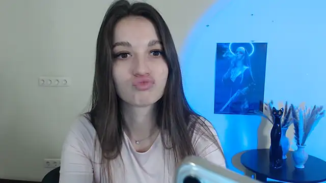 Snapshot of Eva_Eldis chatting on 10, 3, 2025 Eva Eldis online show from 10, 3, 2025