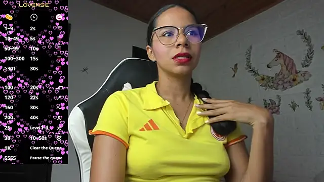 Snapshot of alisson_hoffman05 chatting on 23, 6, 2026 alisson hoffman05 online show from 23, 6, 2026