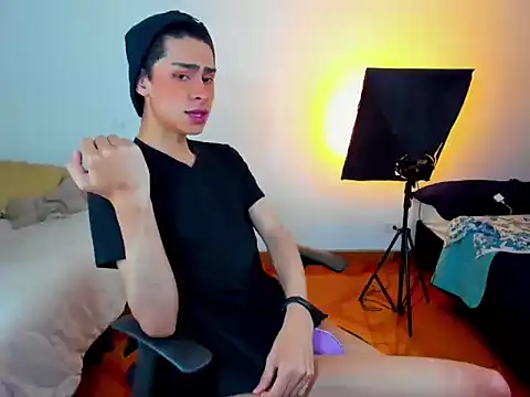 steve  gray online show from 10, 3, 2025