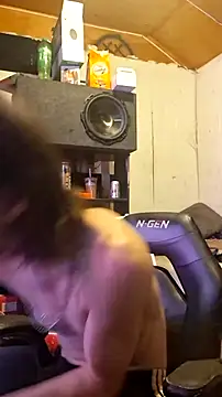 nuttyking2022 online show from 15, 2, 2026