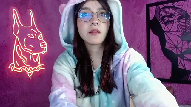 Snapshot of Sunshinegirl__ chatting on 6, 3, 2025 Sunshinegirl online show from 6, 3, 2025