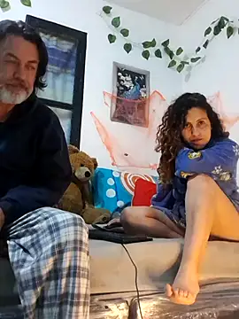 jeans and emma online show from 30, 10, 2025