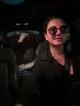 Loveblackzilla online show from 28, 11, 2025