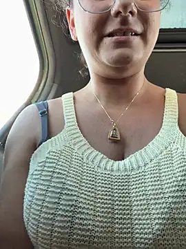 Loveblackzilla online show from 12, 2, 2026