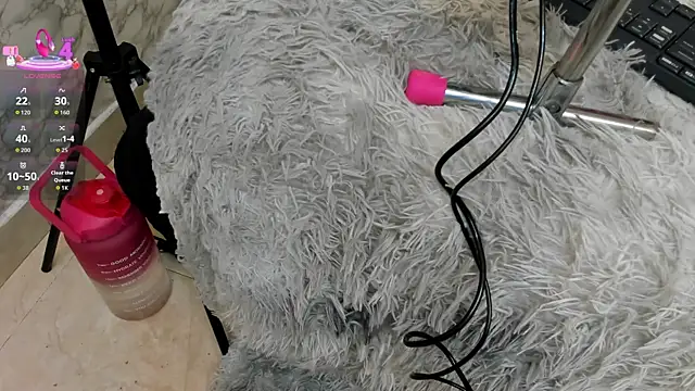 Snapshot of IVISBOUNCYASS chatting on 19, 4, 2026 IVISBOUNCYASS online show from 19, 4, 2026