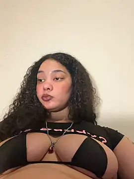 Snapshot of tastylolaaa chatting on 12, 6, 2026 tastylolaaa online show from 12, 6, 2026