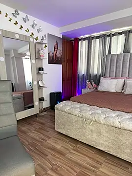 Madissonlove 1 online show from 7, 1, 2026