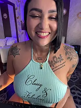 Snapshot of Madissonlove_1 chatting on 5, 5, 2026 Madissonlove 1 online show from 5, 5, 2026