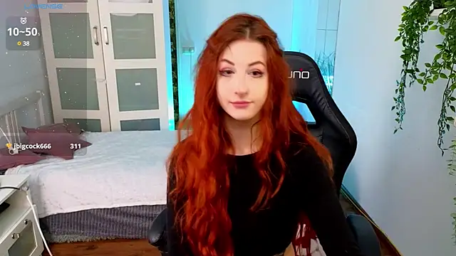 Snapshot of Katy_diamond_ chatting on 19, 2, 2025 Katy diamond online show from 19, 2, 2025