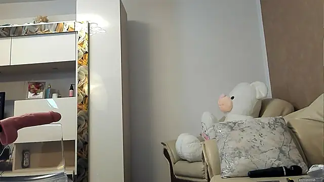 SWEET-SOPHI online show from 2, 4, 2026