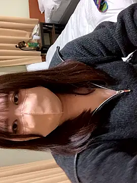 Snapshot of mitarashi_awww chatting on 25, 2, 2025 mitarashi awww online show from 25, 2, 2025