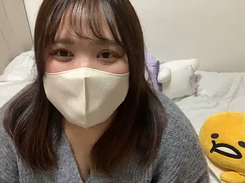 Snapshot of mitarashi_awww chatting on 8, 3, 2025 mitarashi awww online show from 8, 3, 2025