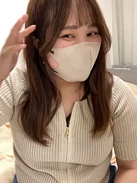 Snapshot of mitarashi_awww chatting on 12, 9, 2025 mitarashi awww online show from 12, 9, 2025