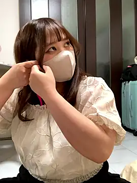 Snapshot of mitarashi_awww chatting on 3, 10, 2025 mitarashi awww online show from 3, 10, 2025