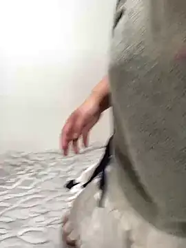 Snapshot of mitarashi_awww chatting on 22, 10, 2025 mitarashi awww online show from 22, 10, 2025