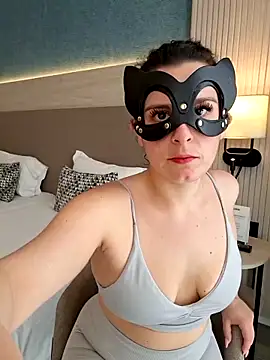 LunaSoleil9 online show from 17, 3, 2026