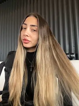 BonyBon29 online show from 23, 11, 2025