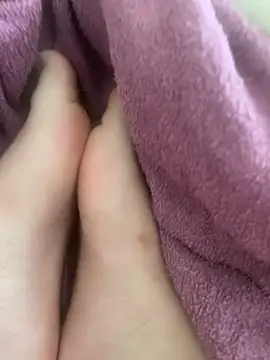 Snapshot of feetsss1 chatting on 4, 2, 2025 feetsss1 online show from 4, 2, 2025