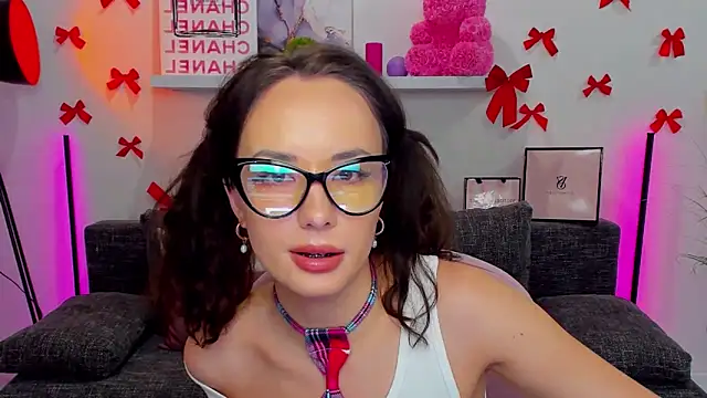 Snapshot of Suga_babe chatting on 20, 2, 2025 Suga babe online show from 20, 2, 2025