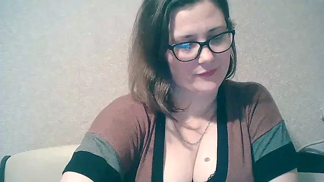 Snapshot of MerryLaCherry chatting on 5, 2, 2025 MerryLaCherry online show from 5, 2, 2025