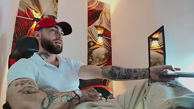 Luke davis01 online show from 8, 11, 2025