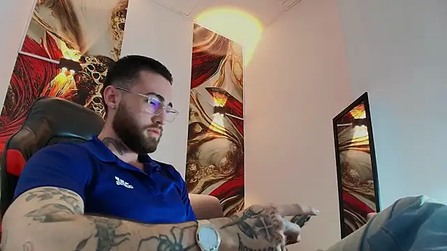 Luke davis01 online show from 18, 11, 2025