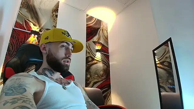 Luke davis01 online show from 6, 1, 2026