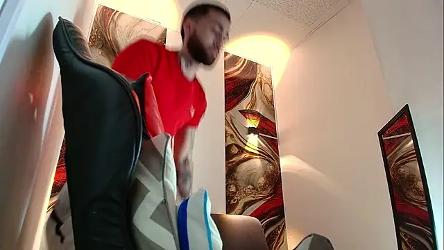 Luke davis01 online show from 25, 2, 2026