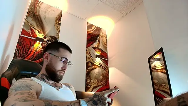 Luke davis01 online show from 6, 4, 2026